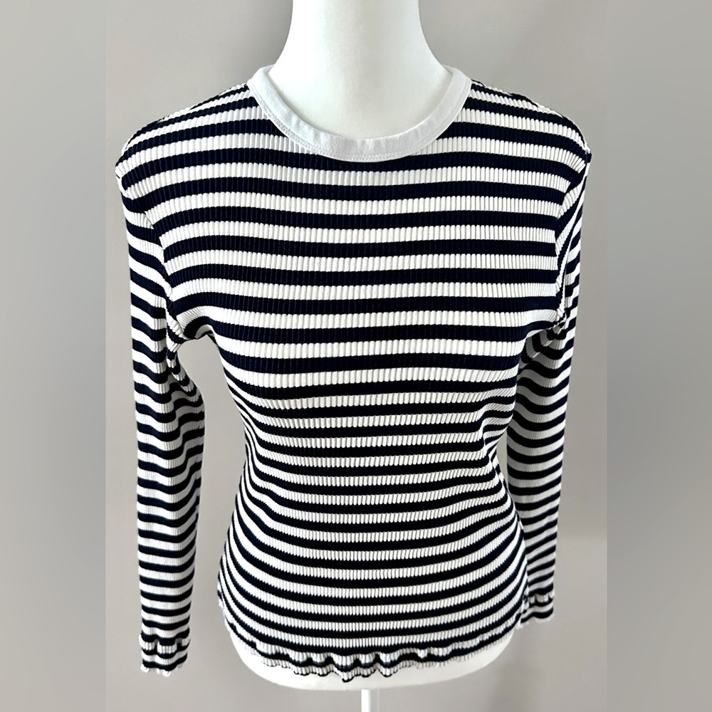 Fitted navy/white striped top, size large.